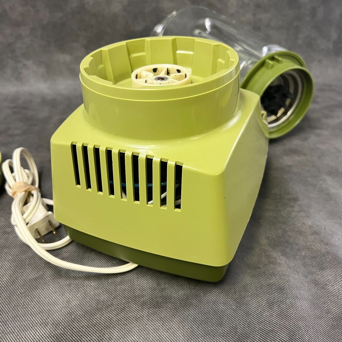 Mary Proctor - SCM - Silex Seven Speed Blender - B105AA