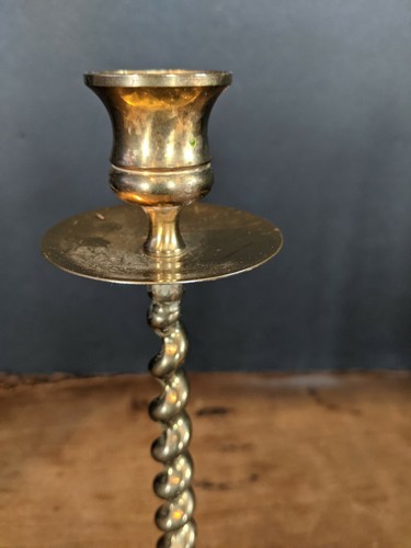 Pair Vintage Brass Barley Twist Candle Sticks Holders 10.5"Tall cottage core - Picture 2 of 8