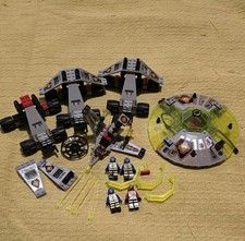 LEGO Alien UFO Space Classic Vintage spare  Parts Bundle Incomplete Sets.
