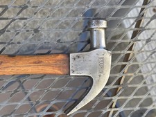 Small Vintage Plumb Claw Hammer.Wood Handle Made in USA Total Weight 10.8 Oz.