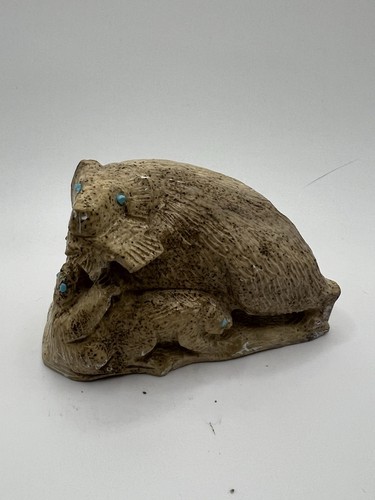 Zuni Mama Bear Cubs by Derrick Kamasee Dolomite signed f5064 - Picture 5 of 8