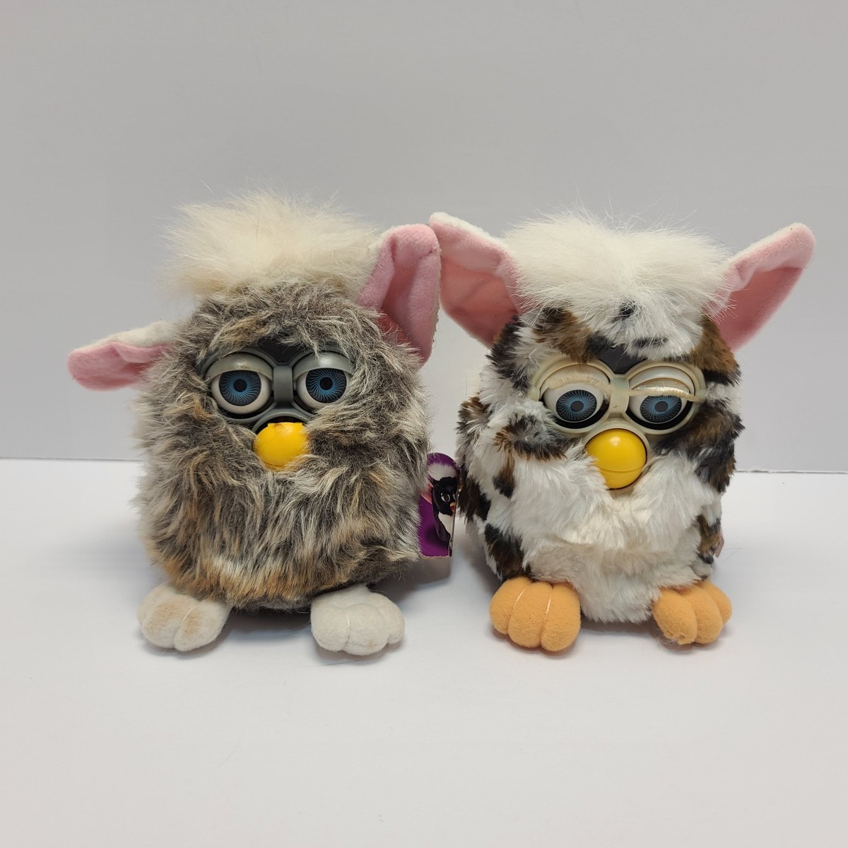 Tiger Electronics 90's Vintage Furby Lot of 1998