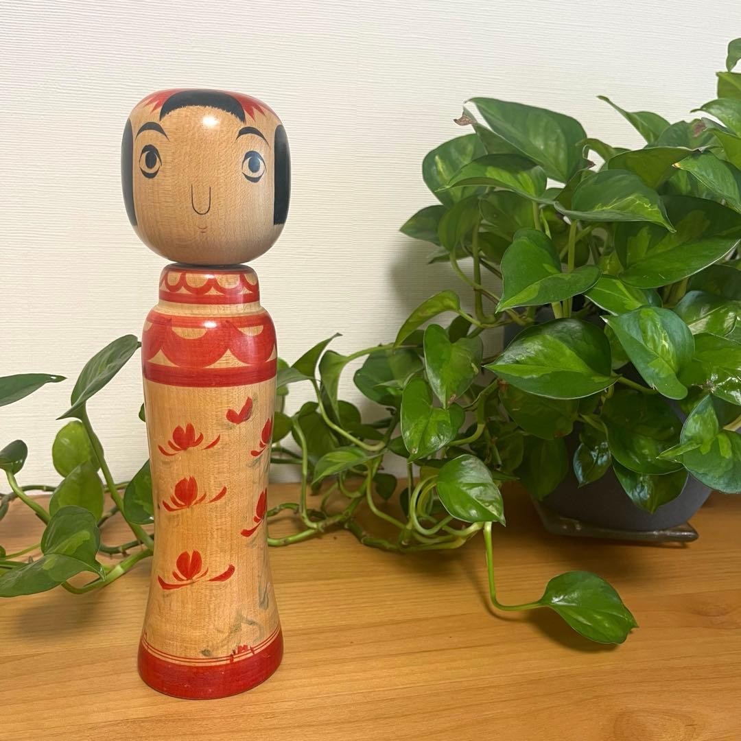 Abe Shinya Atsumi Kokeshi Traditional Wooden Doll Vintage Japanese Toy 24.5cm