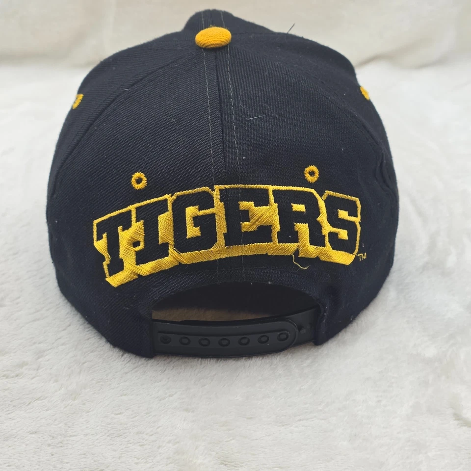 VINTAGE Grambling State Tigers Hat Cap Snap Back Black Yellow NCAA Cap Boy 90s - Image 3 of 4