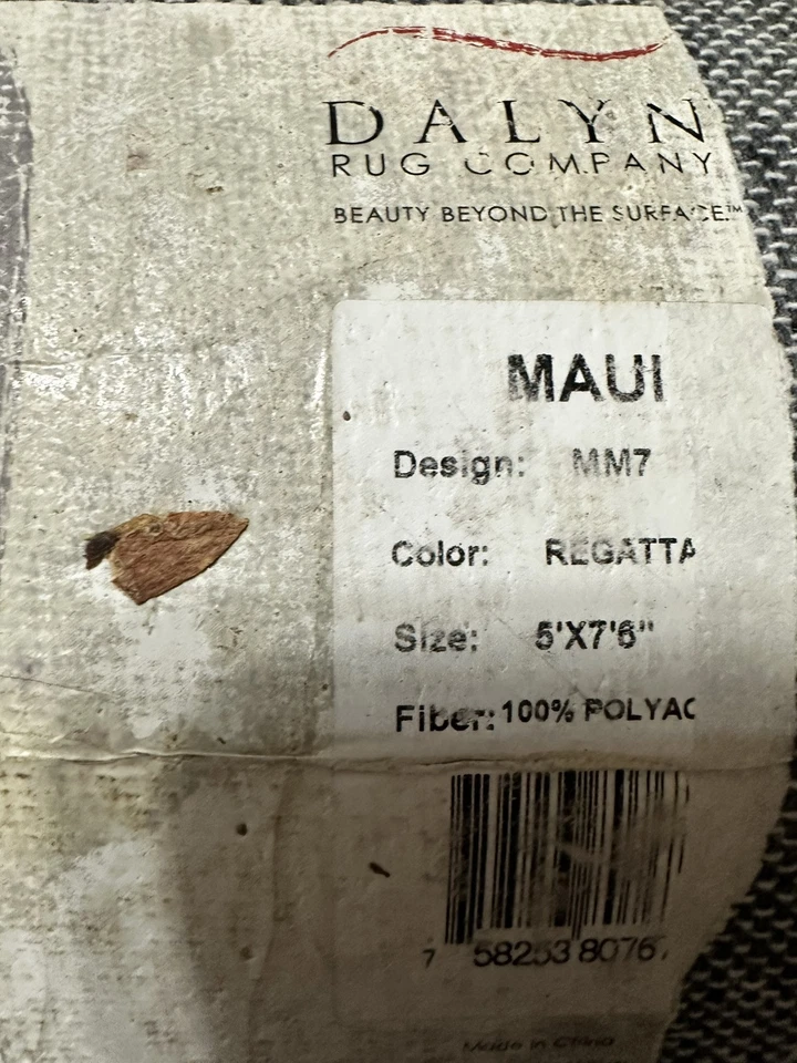 Alfombra de área - Dalyn Rug Company - Poli 5x7,5 - Diseño Maui - Usada/Limpia Foto 2 de 2