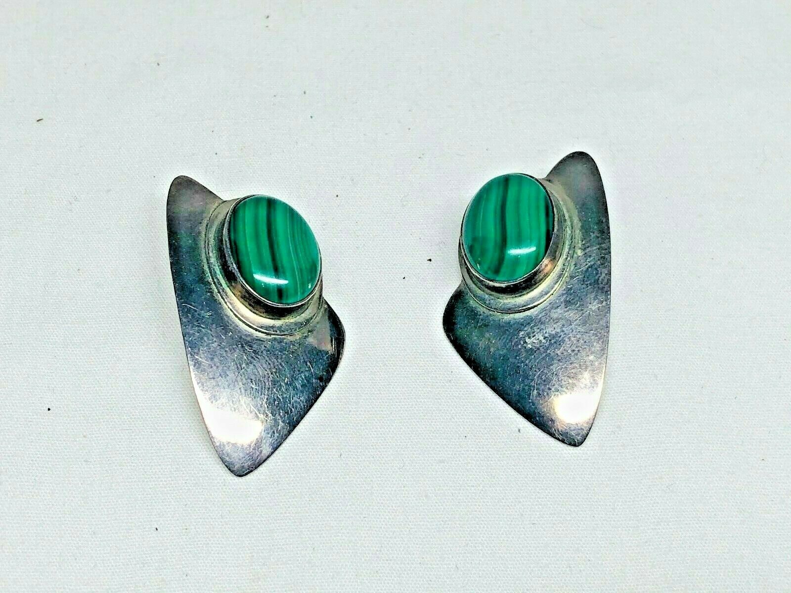 Vintage Sterling Silver - NAVAJO SIGNED Green Malachite Clip-On Earrings - 16g
