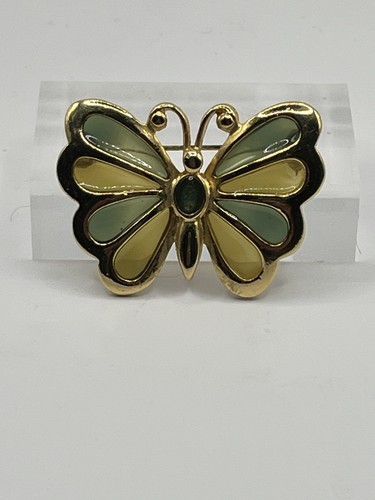 Vintage Plique A Jour Green Amber Gold Tone BUTTERFLY Brooch Pin - Picture 1 of 5