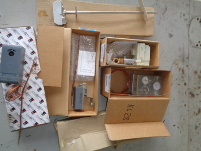 6x Johnson Controls T8000 KL28 Thermostat VA7312 T5210 Transmitter Fühler Klima