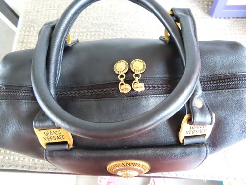 Gianni Versace Black genuine leather w/ gold Medusa heads Boston style handbag - Picture 14 of 24