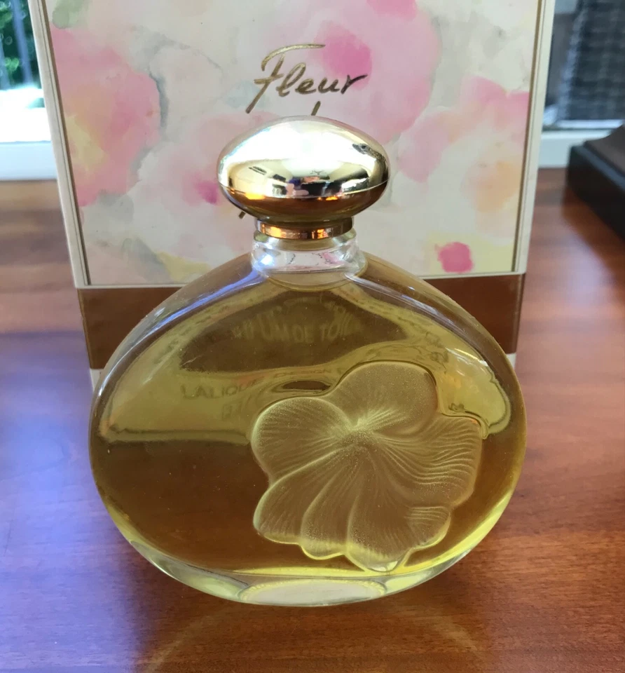 NINA RICCI Fleur de Fleurs Parfum de Toilette 3.3 Fl. Perfume Lalique Oz./100 ml Foto 2 de 4