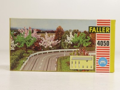 Faller 4050  HO Germany Guard Rails Slot Car LN 12548 