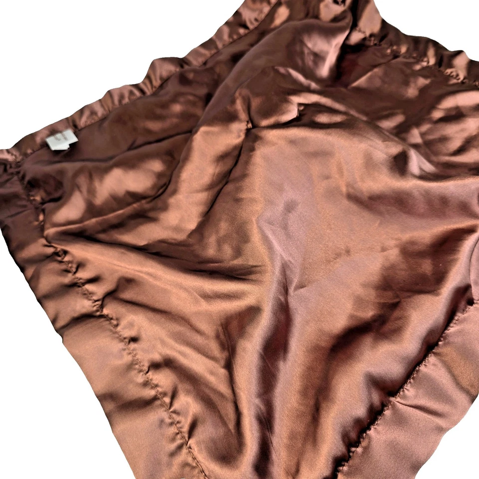 Bearington Bebé Fútbol Manta Peluche Lovey Satén Suave Juguete de Seguridad Foto 4 de 4