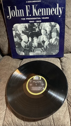 Kennedy THE PRESIDENTIAL YEARS 1960 - 1963 DOCUMENTARY 33RPM Vinyl Record - Foto 1 di 7