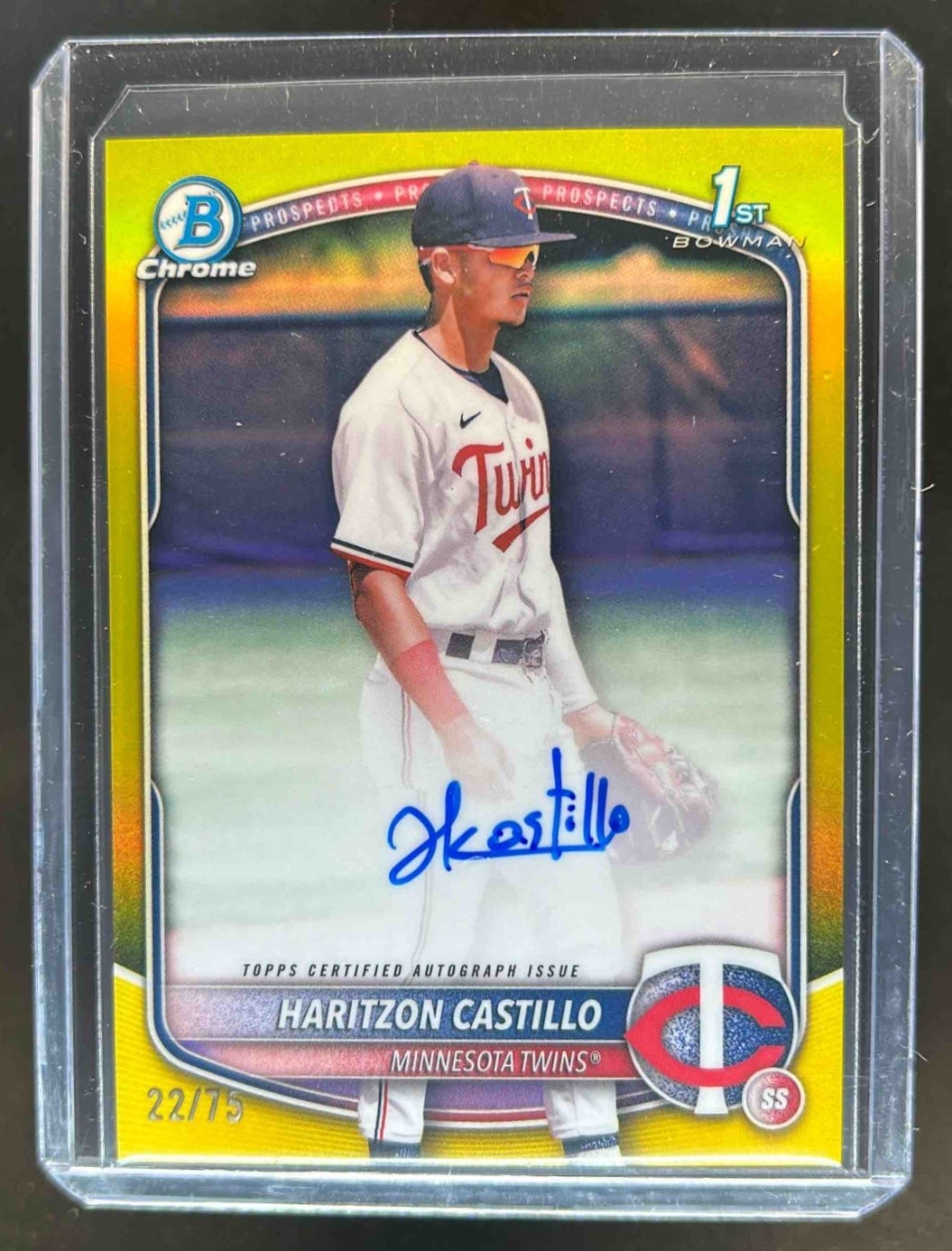 2025 Bowman Chrome Haritzon Castillo Auto Yellow Refractor 1st Prospect #22/75