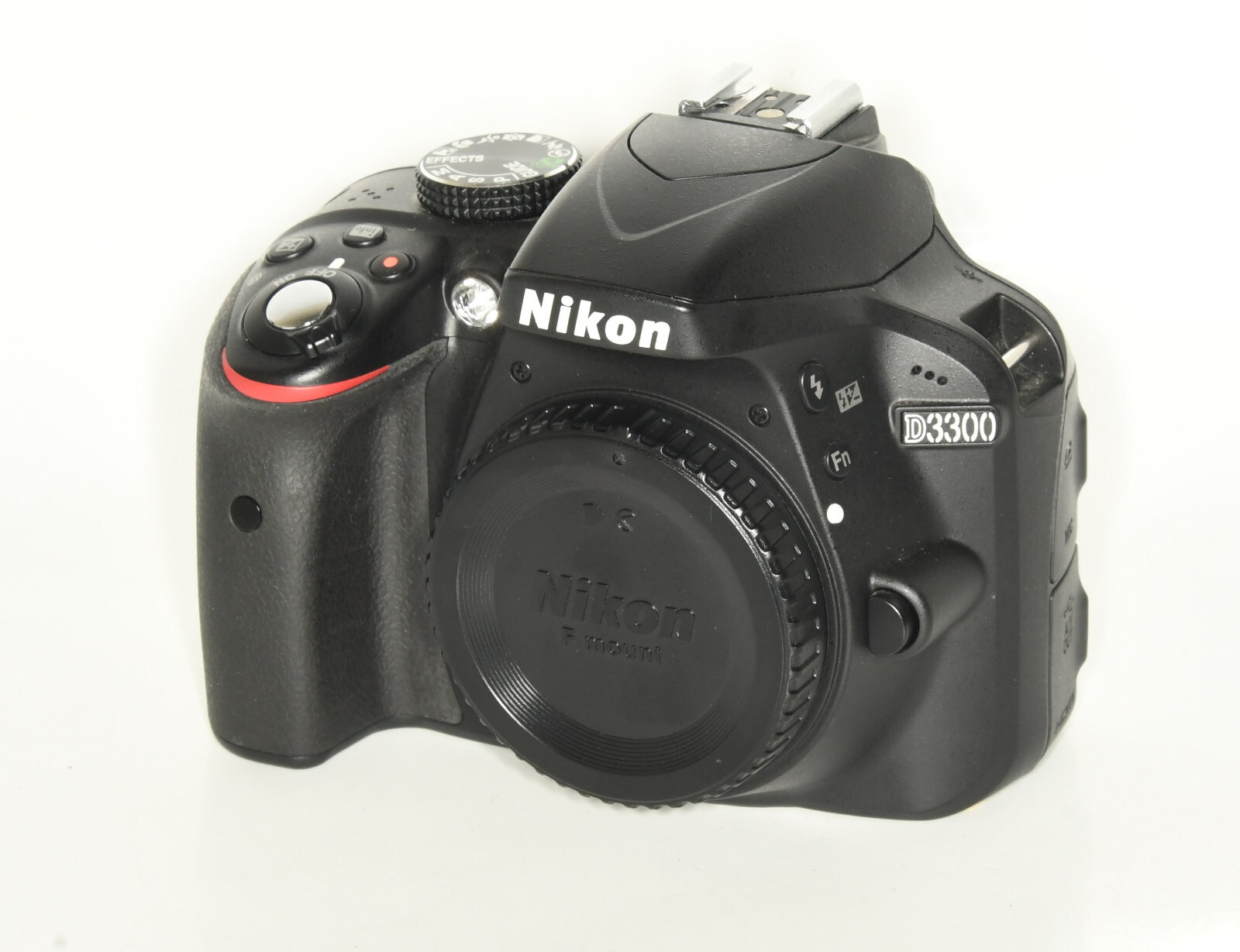 Nikon D3300 DSLR Camera Body. FOR PARTS/NOT WORKING