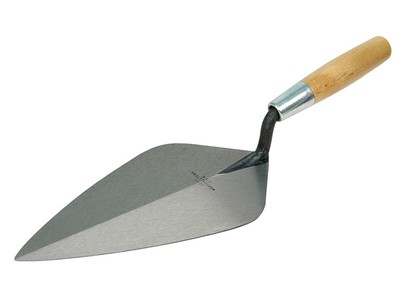 Marshalltown 34 Wide London Pattern Brick Trowel - Wooden Handle 10.1/2in M/T34