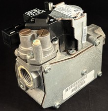 Carrier/Bryant/Payne White-Rodgers 36J56-503 EF33CW206 Furnace Gas Valve Used!