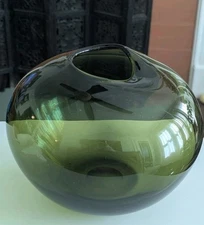 Vtg Green DROP VASE Mid Century Modern Sculptural Holmegaard Style Irregular Art