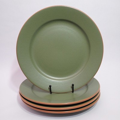 Casa Verde Terra Cotta Dinner Plates WSP Tableware Green Round 10 3/4'' Portugal