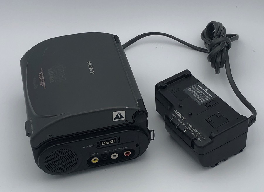 Sony NTSC 8mm Walkman Standard8/Video8 Cassette Recorder Sony NTSC 8mm Walkman Standard8/Video8 Cassette Recorder