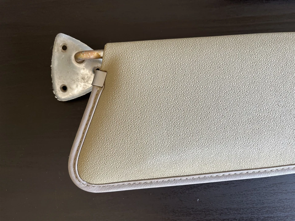 Par de parasoles Ford Mustang 1969-1970 OEM bronceado 69 70 Foto 2 de 4