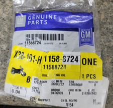 Genuine GM M8x30 Multi-Purpose Bolt 11588724 OEM NEW