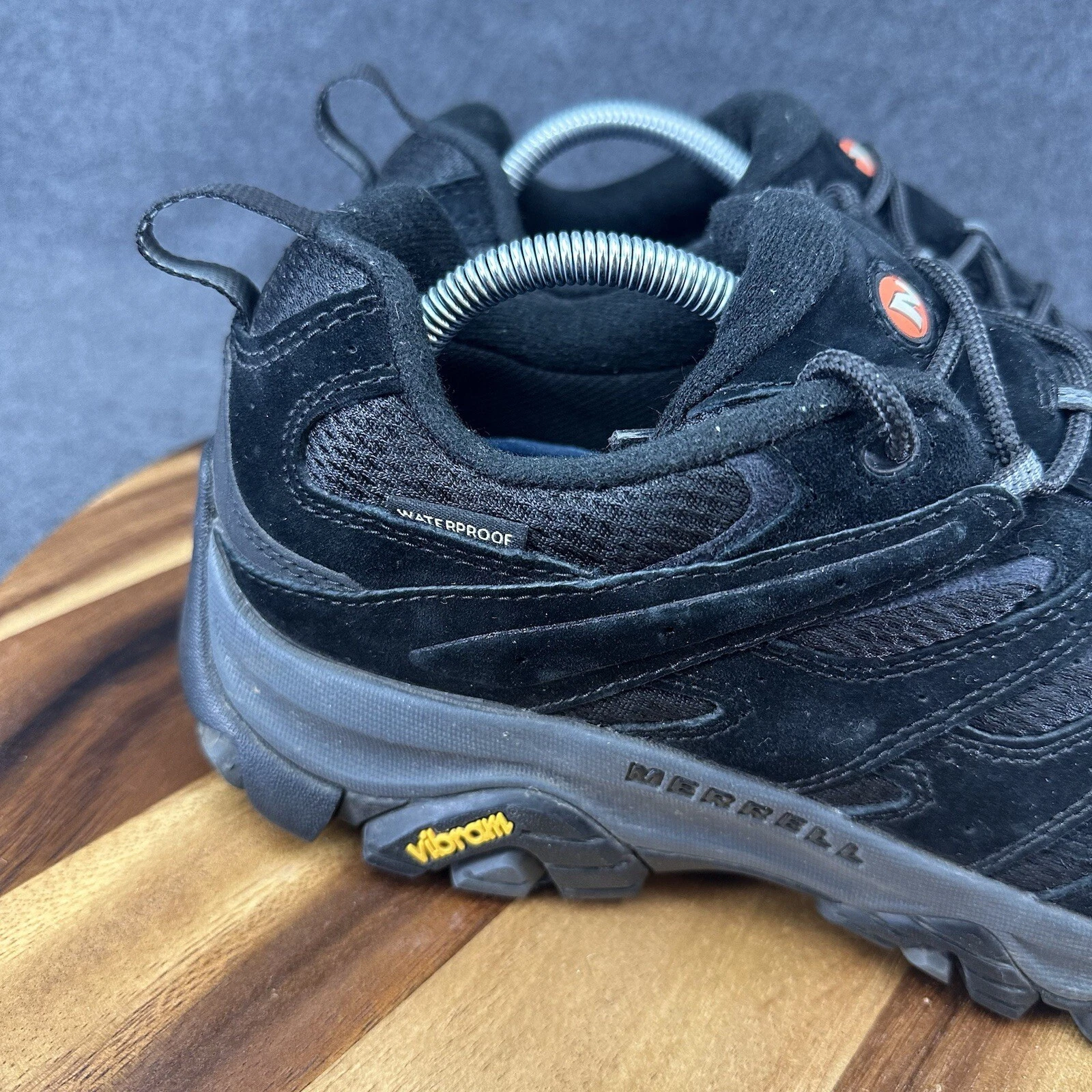 merrell waterproof hiking leather/mesh shoes