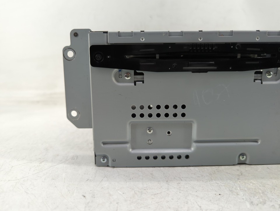 2010-2012 Ford Fusion Am Fm Cd Player Radio Receiver YR9VN | eBay