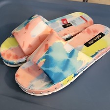 Dolce Vita colorful slides size 10 new with box