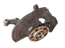 Achsschenkel links vorne MERCEDES-BENZ GLA (X156) GLA 200 115 kW 156 PS (12.2 Achsschenkel links vorne MERCEDES-BENZ GLA (X156) GLA 200 115 kW 156 PS (12.2