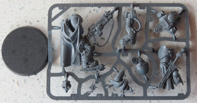 Primaris Captain in Gravis Armour with Master-crafted Heavy Bolt Rifle Warhammer