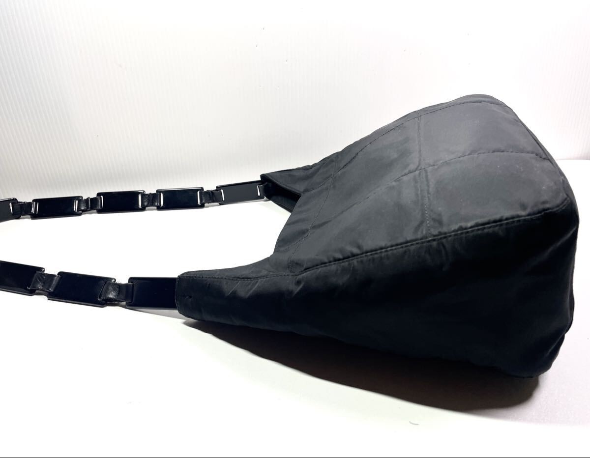 Prada Nylon Black One Shoulder Bag Triangle Logo Vintage Authentic thumbnail 4