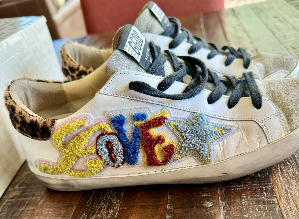 Women's Golden Goose GGDB Sneakers Superstar Low Top LOVE Women's Golden Goose GGDB Sneakers Superstar Low Top LOVE