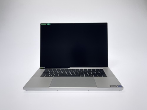 Razer Blade 16 (2024) 16" Ultra HD i9 14900HX 16GB 1TB RTX 4070 MwSt. #e262 - Bild 2 von 6