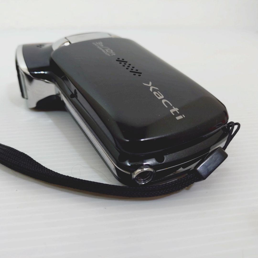 SANYO Xacti DMX-CA100 Waterproof Full HD Camcorder 14MP Dual