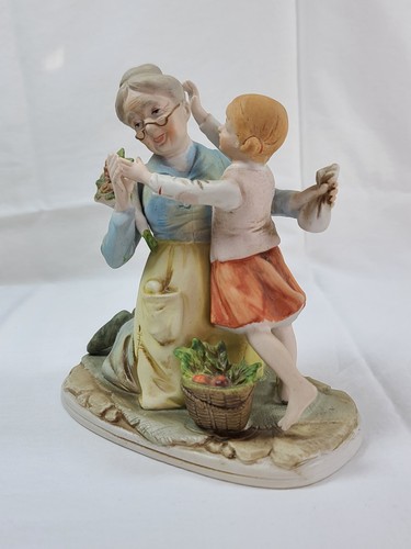 Vintage Price Import Old Lady and Child RARE FIND Japan - Picture 7 of 11