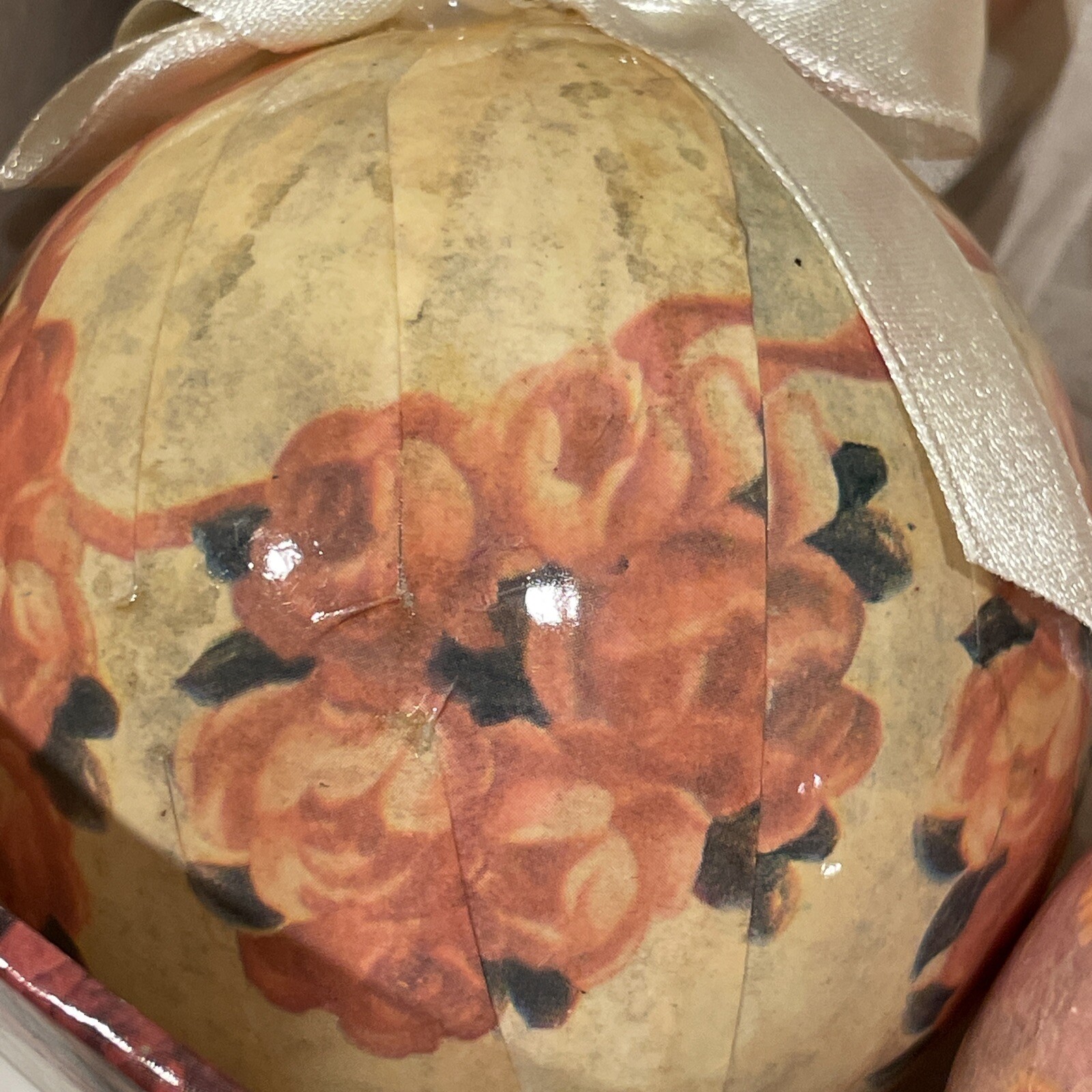 Vtg 1995 C&F Christmas Victorian Decoupage 12 Ball Ornaments Angels Santa Roses