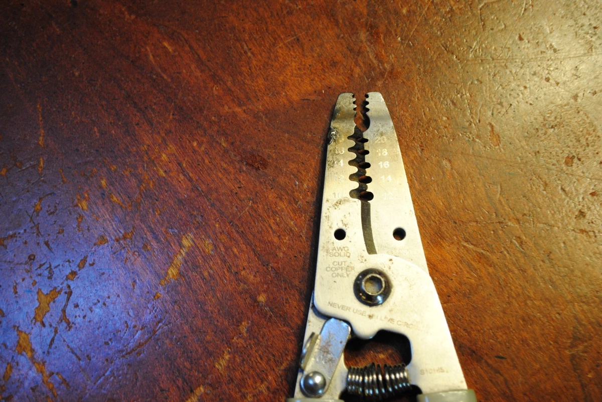 Southwire S1018STR Wire Stripper USED eBay