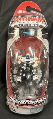 Hasbro Transformers Titanium Series Die Cast ''Autobot Jazz'' Action Figure *NEW*