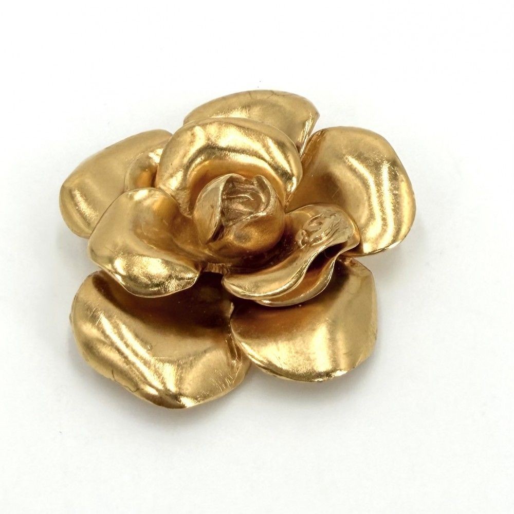 CHANEL 99P Camellia Flower Brooch Gold Tone GP Vintage Women's Jewelry Rare