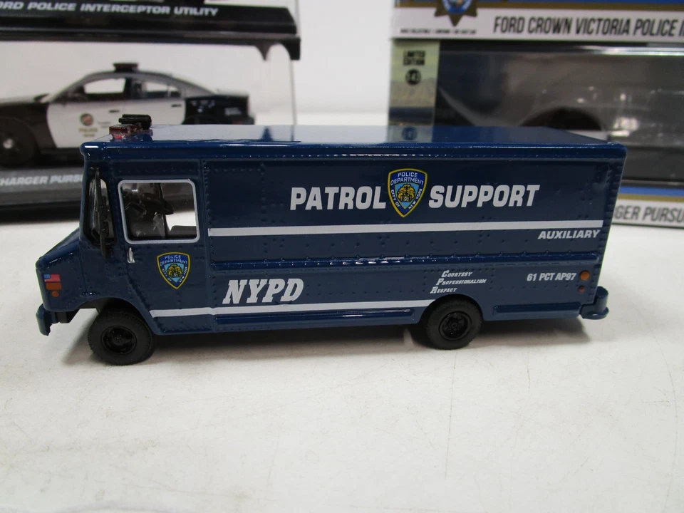 GREENLIGHT & MOTORMAX 1/43 LOT OF 7 POLICE UNITS USED PERFECT *READ* - Image 2 of 4