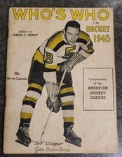The Official National 1945 James Hendy Hockey Guide , Dit Clapper On Cover RARE