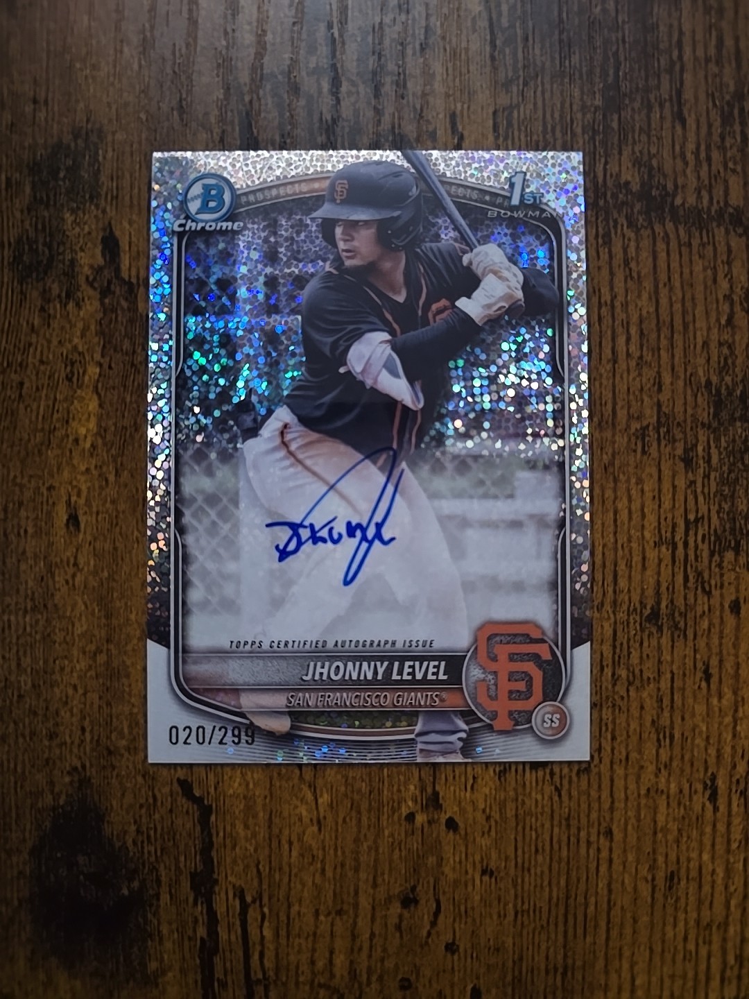 2025 1st Bowman Chrome Speckle Auto 20/299 Jhonny Level