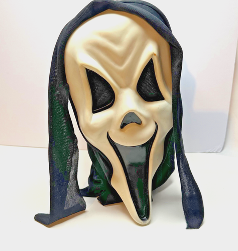 Scream Mask Easter Unlimited MK Stamp Glows Shroud Vintage Fun World Div Rare