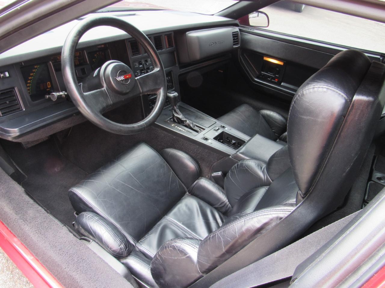 1989 Maroon Chevrolet Corvette   | C4 Corvette Photo 6
