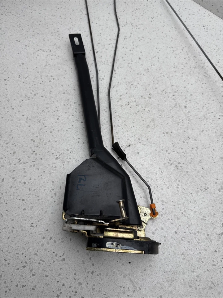 Toyota Corolla Rear Left &RIGHT Electric Lock Actuator 1998-2002 Pair OEM - Image 4 of 4