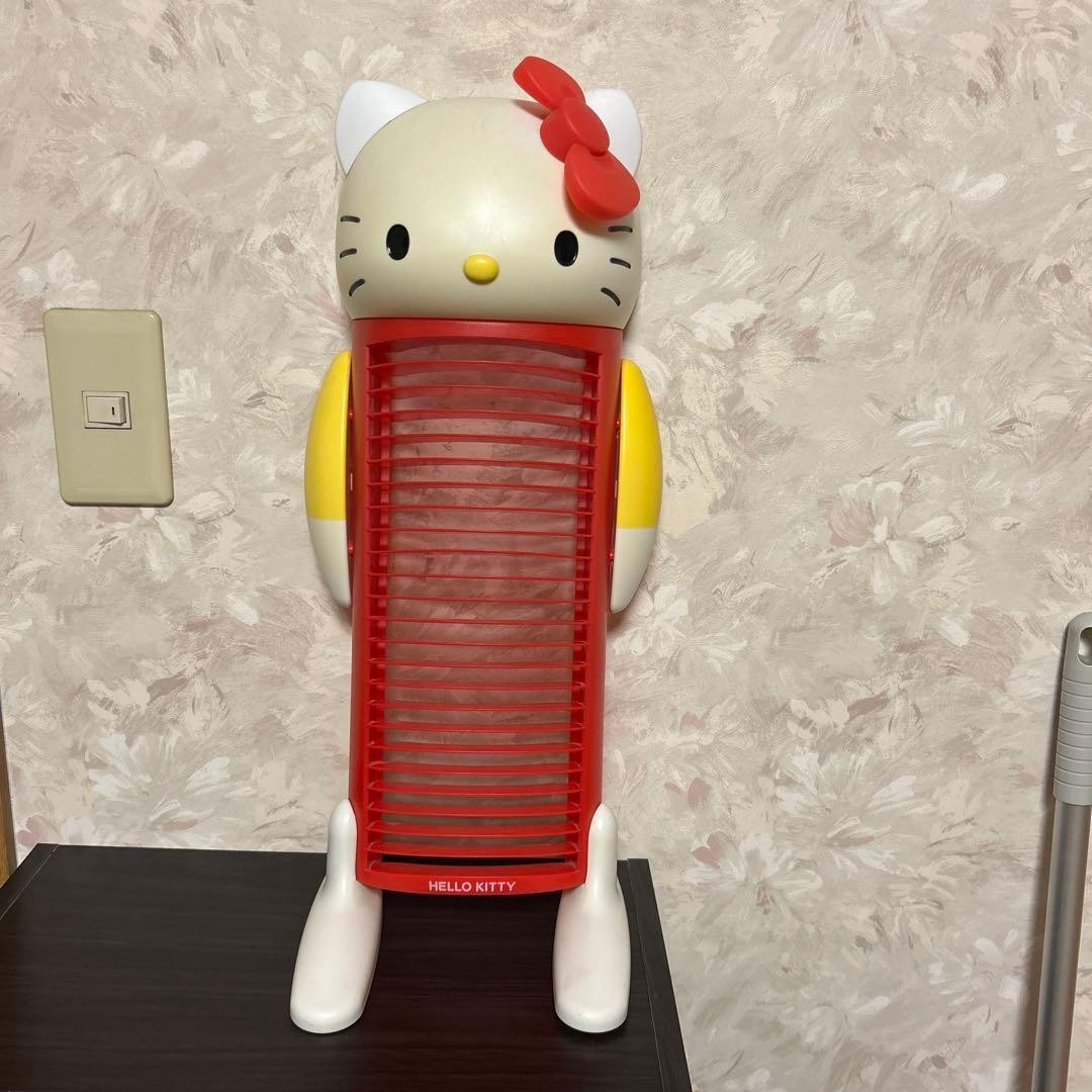 Hello Kitty CD rack #e82437