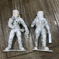 Lot Of 2 Vintage Louis Marx Co. 1970s 5.75 Apollo Astronaut Figures