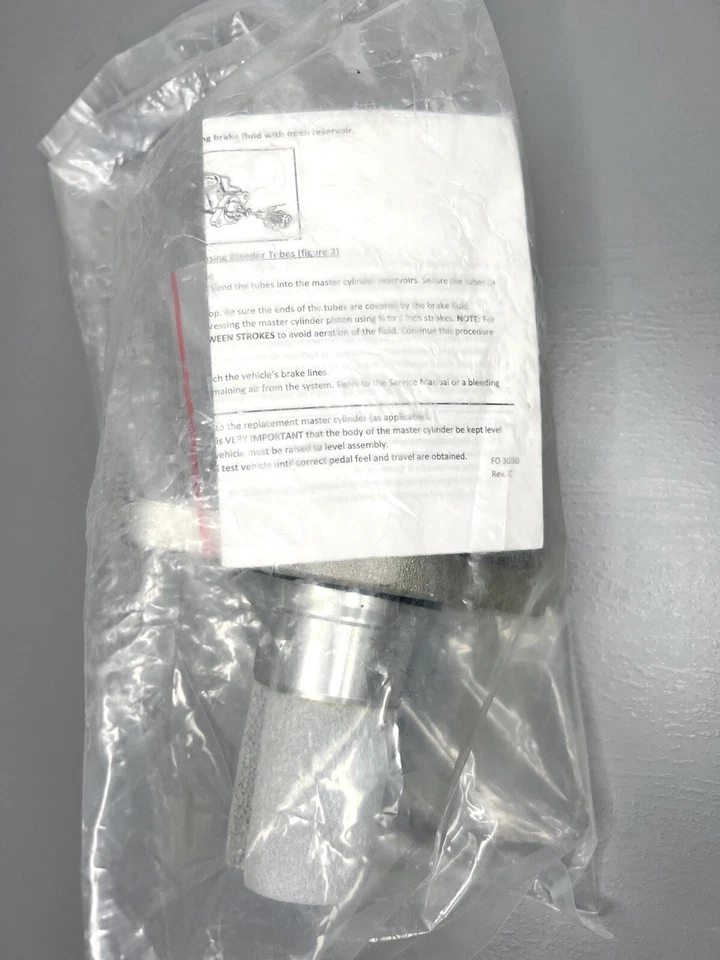 Cilindro maestro de freno dorado ACDelco 18M391223 para Mitsubishi Lancer 2008-2013 Foto 2 de 4