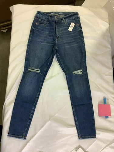 Size 6 Petite Old Navy High-Waisted 
